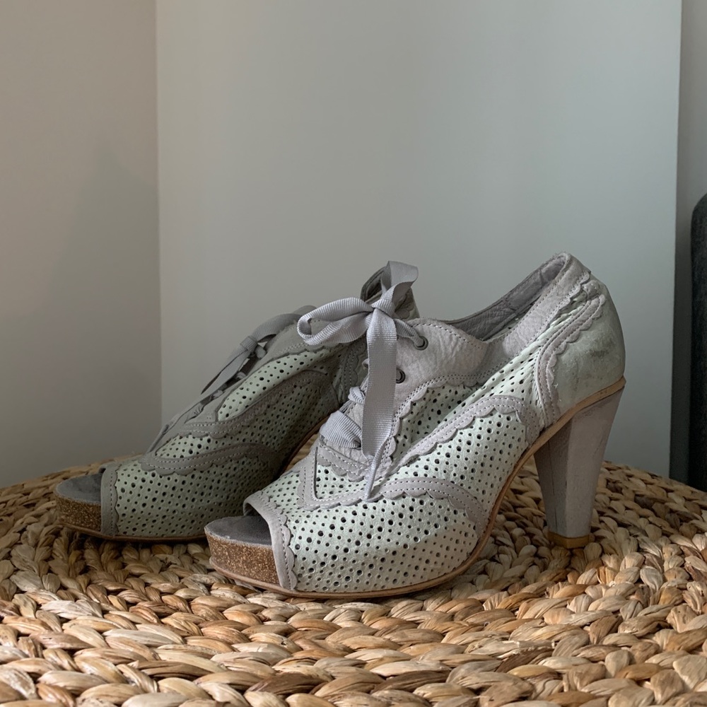DKODE Oxford heeled shoes
